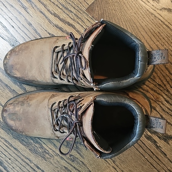 Red Wing Dynaforce Men's 6-Inch Waterproof Safety Toe Leather Work Boot 4215 - Picture 7 of 12